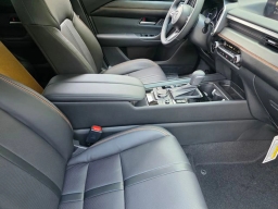 Mazda CX-50 Hybrid Premium AWD 2026