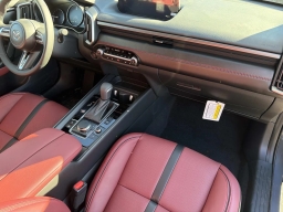 Mazda CX-50 Hybrid Premium AWD 2026