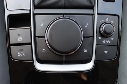 Mazda CX-50 Hybrid Premium AWD 2026