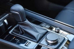 Mazda CX-50 Hybrid Premium AWD 2026