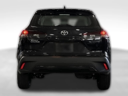 Toyota Corolla Cross L 2WD (Natl) 2026