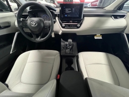 Toyota Corolla Cross L 2WD (Natl) 2026