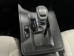 Toyota Corolla Cross L 2WD (Natl) 2026