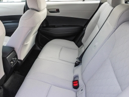 Toyota Corolla Cross L 2WD (Natl) 2026