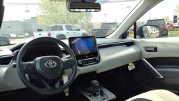 Toyota Corolla Cross L 2WD (Natl) 2026