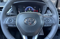 Toyota Corolla Cross LE 2WD (Natl) 2026