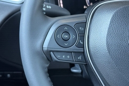 Toyota Corolla Cross LE 2WD (Natl) 2026