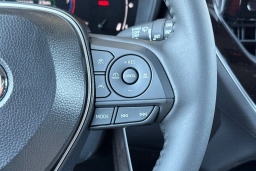 Toyota Corolla Cross LE 2WD (Natl) 2026