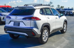 Toyota Corolla Cross LE 2WD (Natl) 2026