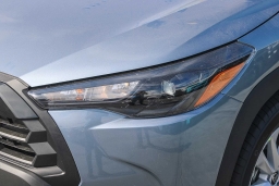 Toyota Corolla Cross LE 2WD (Natl) 2026