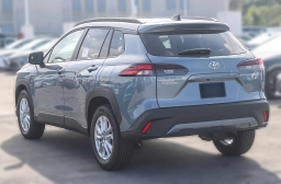 Toyota Corolla Cross LE 2WD (Natl) 2026