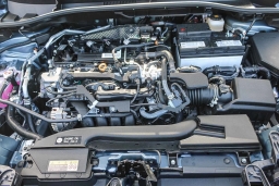 Toyota Corolla Cross LE 2WD (Natl) 2026