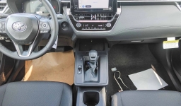 Toyota Corolla Cross LE 2WD (Natl) 2026
