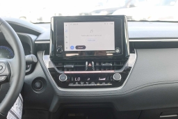 Toyota Corolla Cross LE 2WD (Natl) 2026