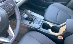 Toyota Corolla Cross LE 2WD (Natl) 2026