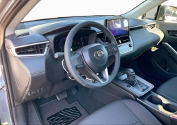 Toyota Corolla Cross LE 2WD (Natl) 2026