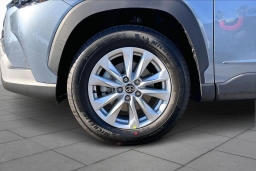 Toyota Corolla Cross LE 2WD (Natl) 2026