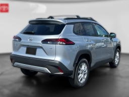 Toyota Corolla Cross LE 2WD (Natl) 2026
