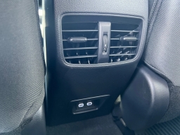 Toyota Corolla Cross LE 2WD (Natl) 2026