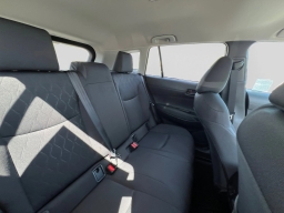 Toyota Corolla Cross LE 2WD (Natl) 2026