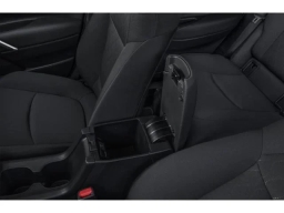 Toyota Corolla Cross LE 2WD (Natl) 2026