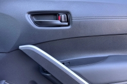 Toyota Corolla Cross LE 2WD (Natl) 2026