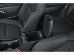 Toyota Corolla Cross XLE 2WD (Natl) 2026