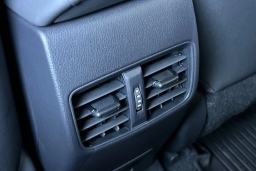 Toyota Corolla Cross XLE 2WD (Natl) 2026