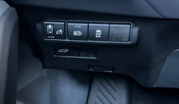 Toyota Corolla Cross XLE 2WD (Natl) 2026