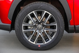 Toyota Corolla Cross XLE 2WD (Natl) 2026