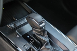 Toyota Corolla Cross XLE 2WD (Natl) 2026