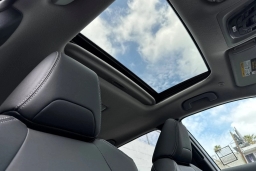 Toyota Corolla Cross XLE 2WD (Natl) 2026