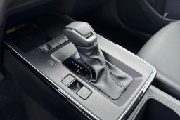 Toyota Corolla Cross XLE 2WD (Natl) 2026