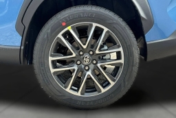 Toyota Corolla Cross XLE 2WD (Natl) 2026