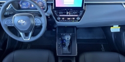 Toyota Corolla Cross XLE 2WD (Natl) 2026