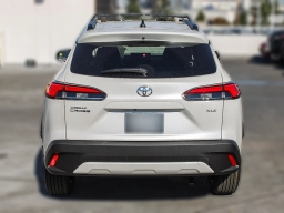 Toyota Corolla Cross XLE 2WD (Natl) 2026
