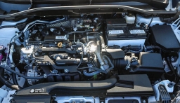 Toyota Corolla Cross XLE 2WD (Natl) 2026