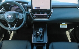 Toyota Corolla Cross XLE 2WD (Natl) 2026