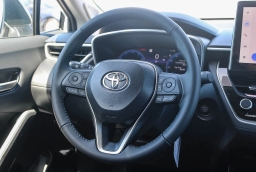 Toyota Corolla Cross XLE 2WD (Natl) 2026