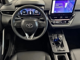 Toyota Corolla Cross XLE 2WD (Natl) 2026