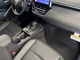 Toyota Corolla Cross XLE 2WD (Natl) 2026