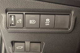 Toyota Corolla Cross XLE 2WD (Natl) 2026