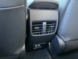 Toyota Corolla Cross XLE 2WD (Natl) 2026