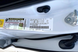 Toyota Sequoia Limited 4WD (Natl) 2026