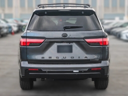 Toyota Sequoia Limited 4WD (Natl) 2026