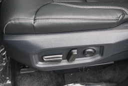 Toyota Sequoia Limited 4WD (Natl) 2026