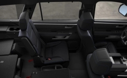 Toyota Sequoia Platinum 4WD (Natl) 2026