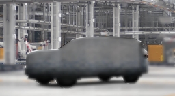 Toyota Sequoia Platinum 4WD (Natl) 2026