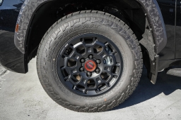 Toyota Sequoia TRD Pro 4WD (Natl) 2026