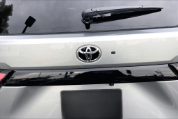 Toyota Sequoia Limited 4WD (Natl) 2026